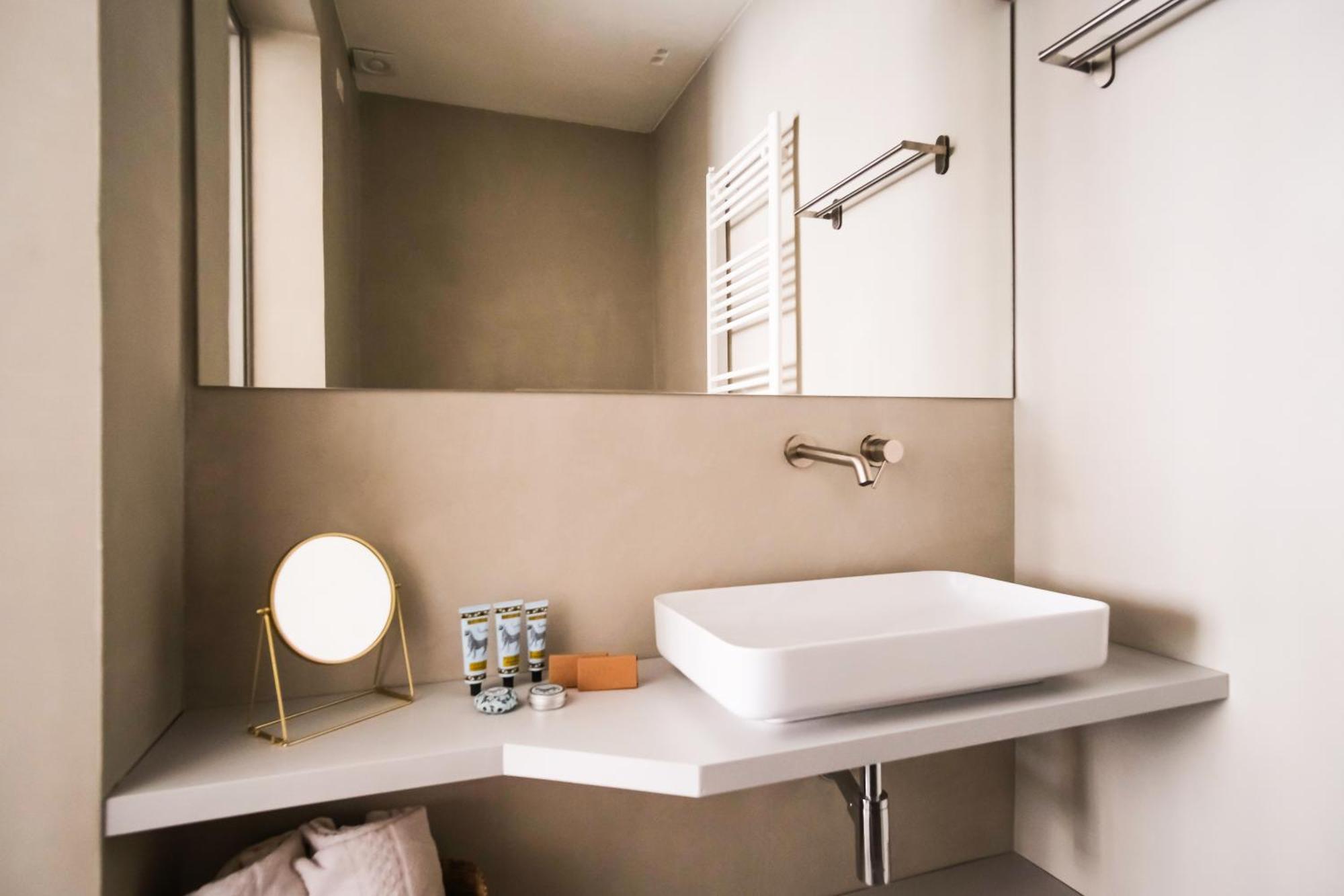 Dimora Siqu Hotel Менфи Екстериор снимка